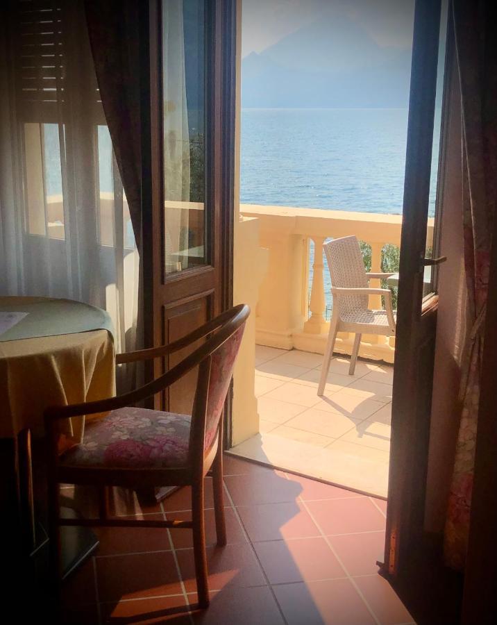 Villa Torre - Atmosfera Romantica Brenzone sul Garda Kültér fotó